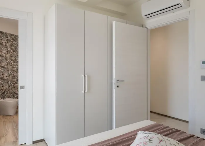 Serena Apartament Finale Ligure