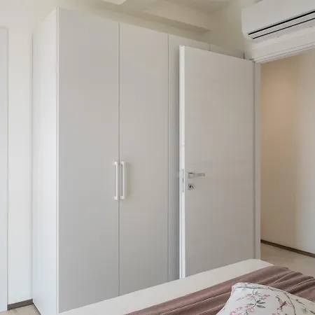 Serena Apartment Finale Ligure